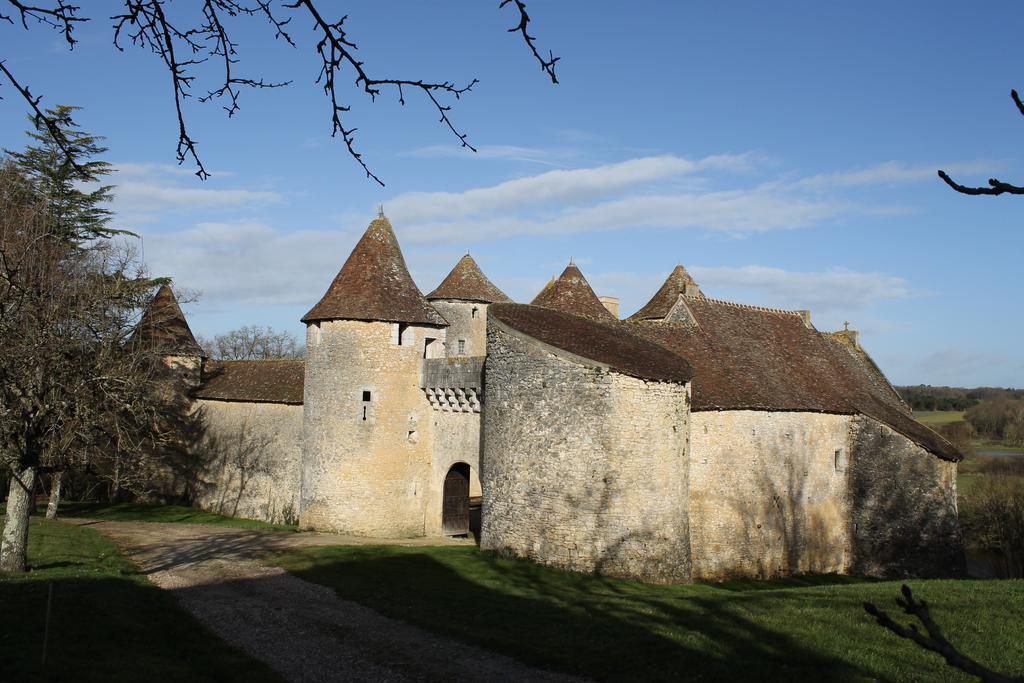 Chateau De Forges Hotel Concremiers Exterior photo